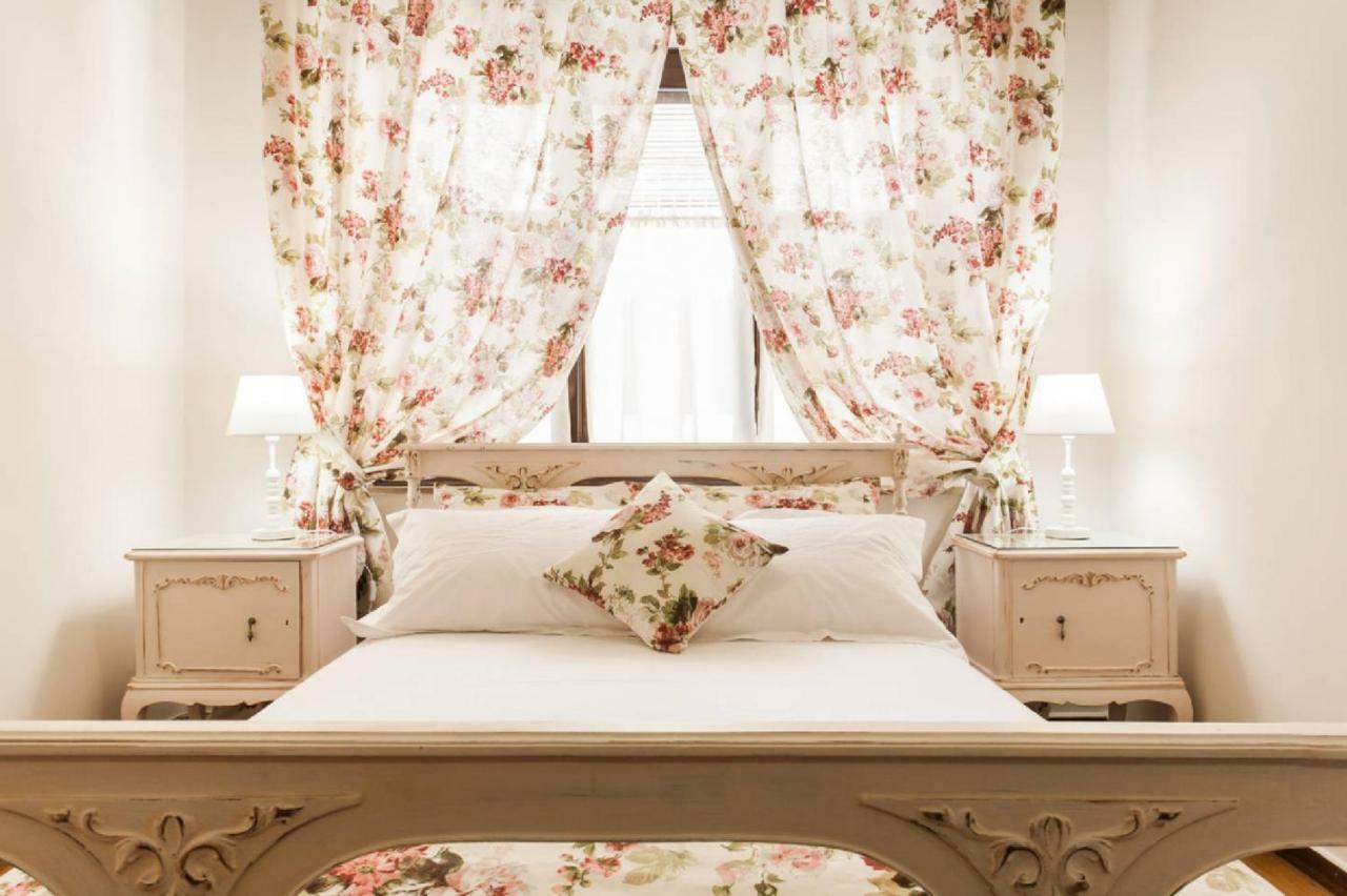 Vintage Charm By The Acropolis! Apartment Athens Ngoại thất bức ảnh