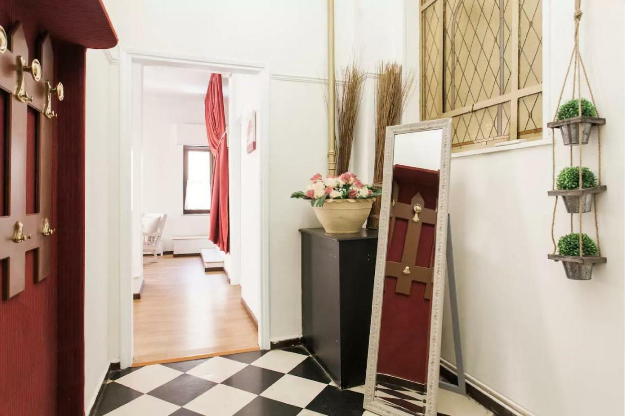 Vintage Charm By The Acropolis! Apartment Athens Ngoại thất bức ảnh